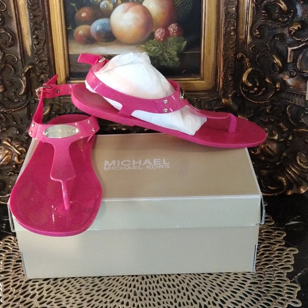 Michael Kors Jelly Sandals SOLD SOLD - Picture 3 of 7
